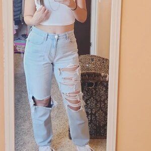 mom jean- American eagle